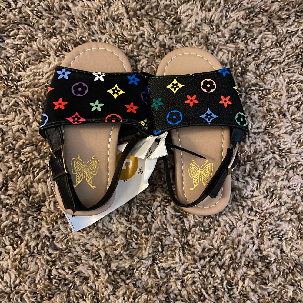 Red and Blue Patterned Sandals with Open-Toe Design
